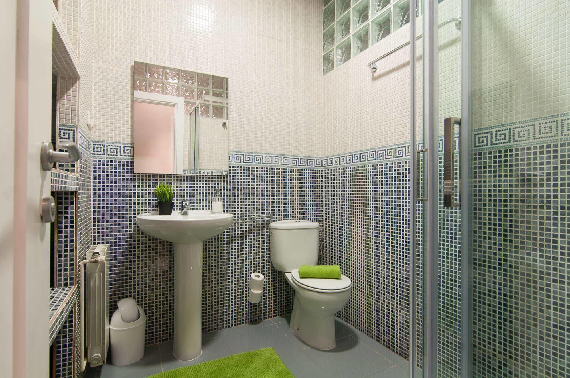 Bbarcelona Apartments Gaudi Avenue Flats Экстерьер фото